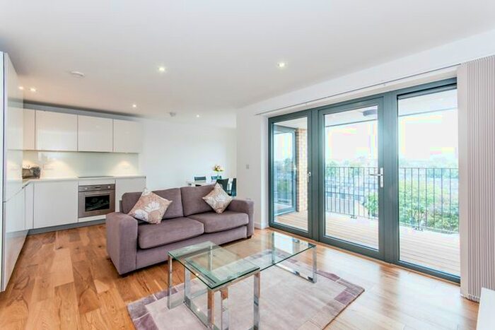 1 Bedroom Flat To Rent In Melbourne Building, Oval Quarter, Oval, SW9