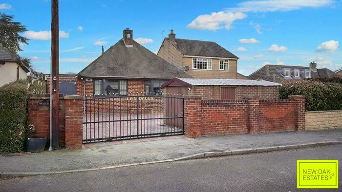 2 Bedroom Detached Bungalow For Sale In Clay Lane, Clay Cross, S45