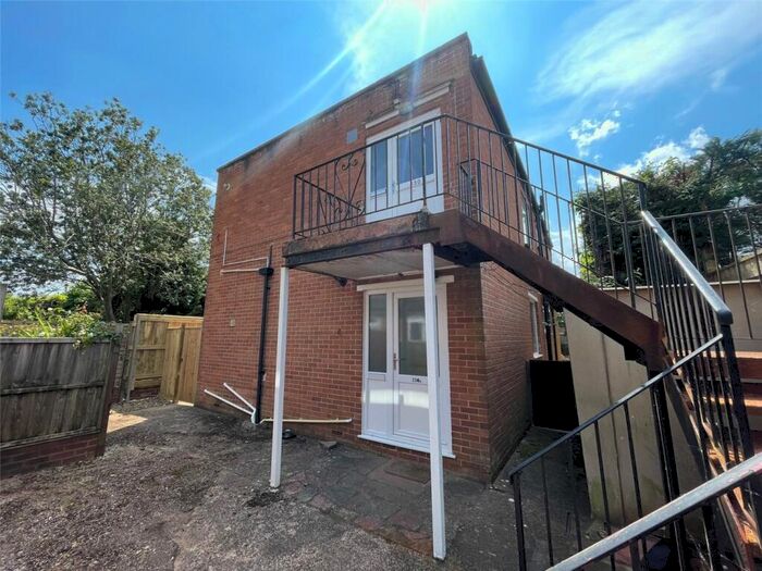 2 Bedroom Apartment To Rent In Topsham Road, Exeter, Devon, EX2