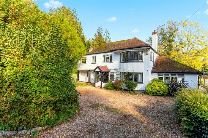 6 Bedroom Country House To Rent In Arnewood Bridge Road, Sway, Hampshire, SO41