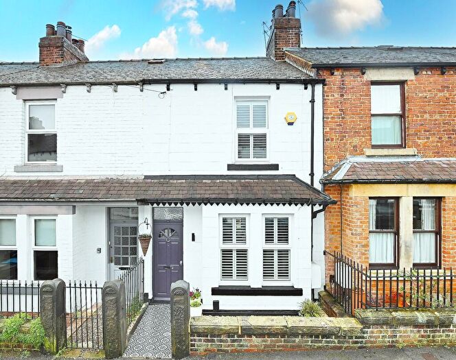 2 Bedroom Terraced House For Sale In Grey Street, Harrogate, HG2