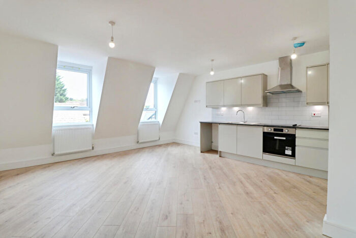 1 Bedroom Apartment To Rent In Spa Road, Hockley, SS5