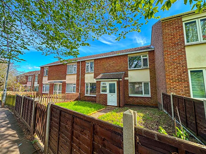 3 Bedroom Terraced House For Sale In Bacon Drive, Taunton, Somerset, TA1