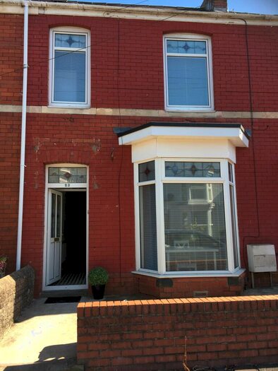 5 Bedroom House To Rent In Alexandra Terrace, Brynmill, Swansea, SA2