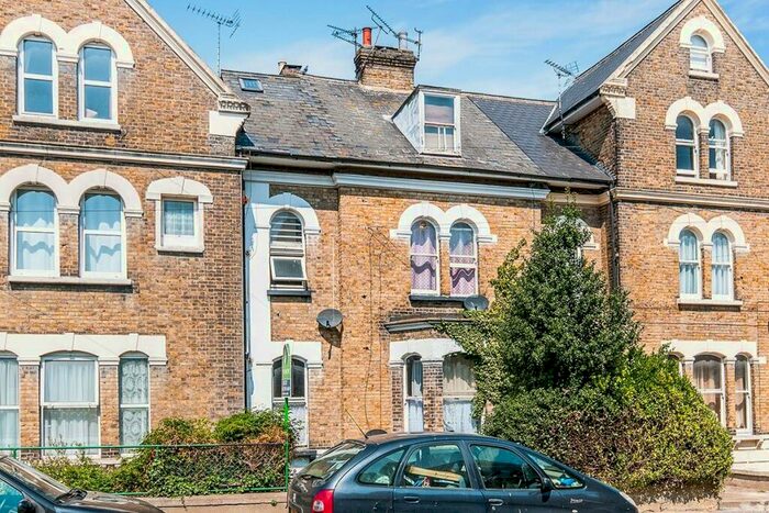 1 Bedroom Flat To Rent In South Eastern Road, Ramsgate, Kent, CT11