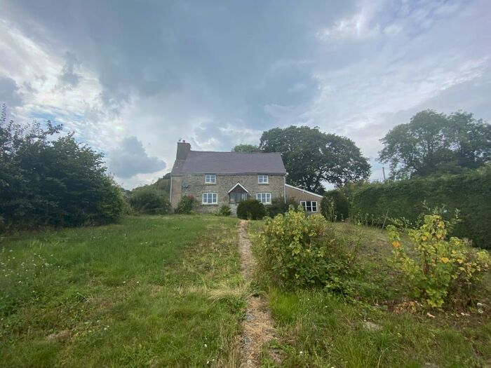 4 Bedroom Detached House For Sale In Llanfair Waterdine, Knighton, Powys, LD7