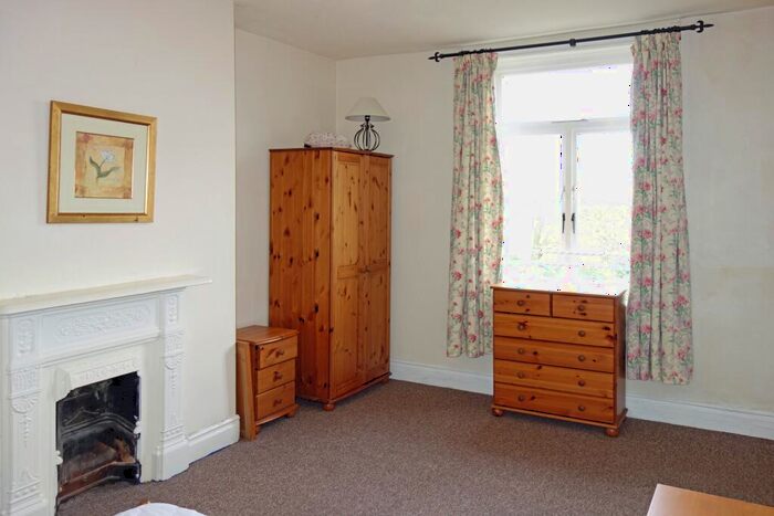 1 Bedroom Flat To Rent In Bingley Road, Saltaire, Bradford, BD18