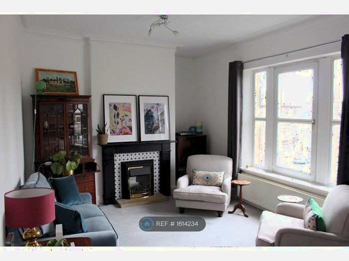 2 Bedroom Flat To Rent In Mayfield Grove, Harrogate, HG1