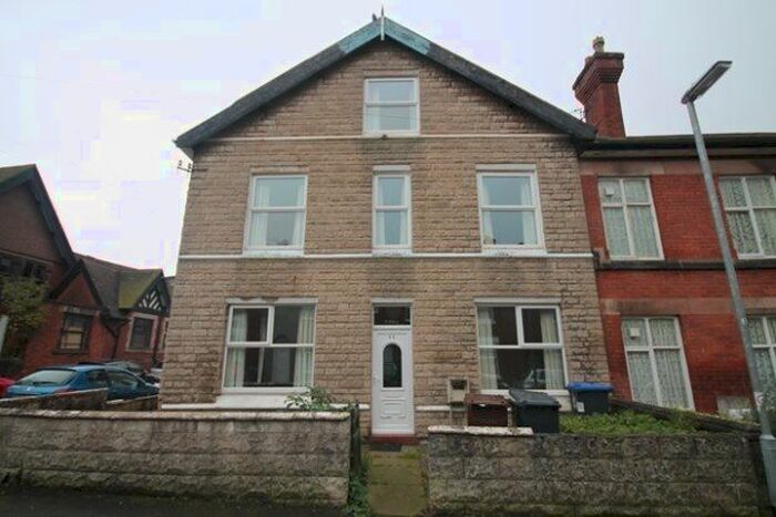 5 Bedroom End Of Terrace House To Rent In Britannia Street, Leek, ST13