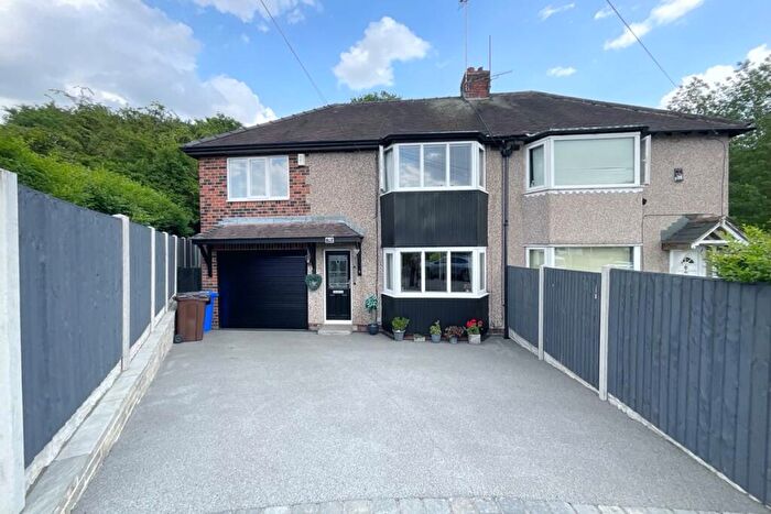 3 Bedroom Semi-Detached House For Sale In Peakdale Crescent, Frecheville, Sheffield, S12