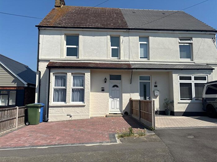 3 Bedroom Semi-Detached House For Sale In Saxon Avenue, Minster On Sea, Sheerness, ME12