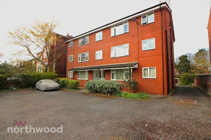 2 Bedroom Flat For Sale In Park Road, Hesketh Park, Southport, PR9