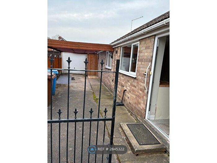 3 Bedroom Bungalow To Rent In Wortley Close, Ilkeston, DE7