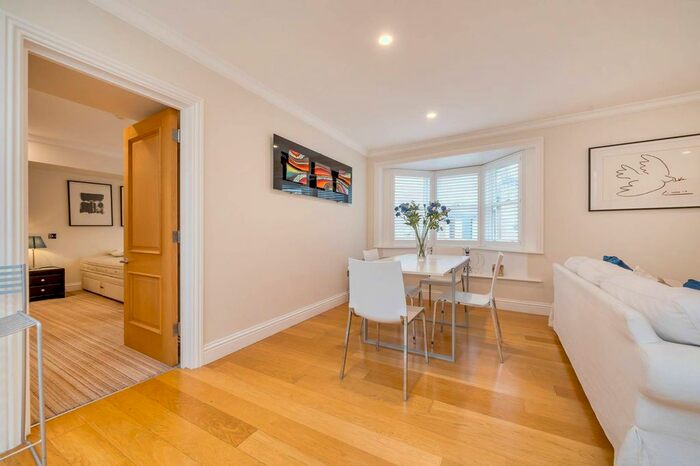 1 Bedroom Flat To Rent In Vantage Place, High Street Kensington, London, W8