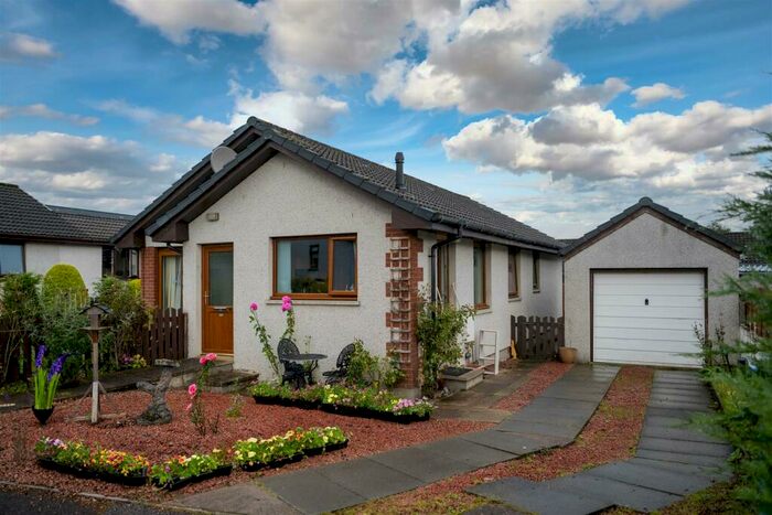 3 Bedroom Bungalow For Sale In Newton Place, Kirkhill, IV5
