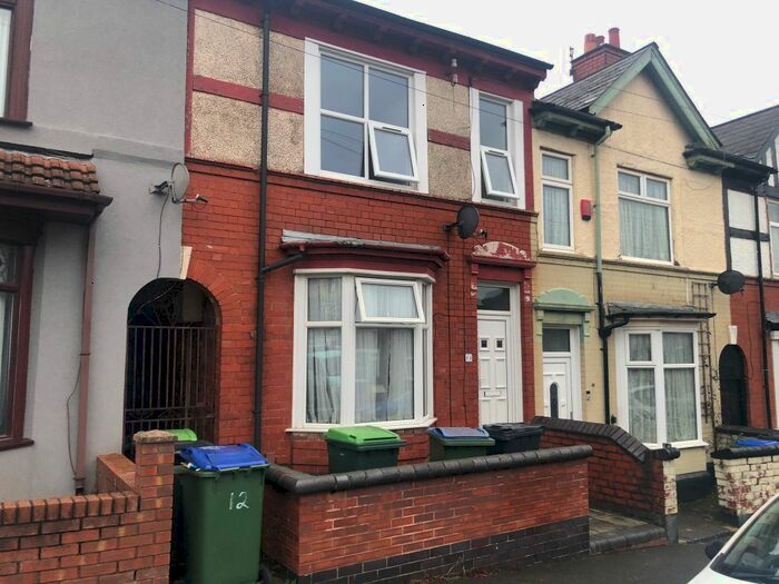 3 Bedroom Terraced House To Rent In Auckland Road, Smethwick, B67