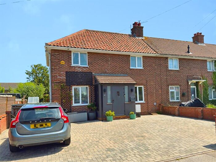 3 Bedroom End Of Terrace House For Sale In Colman Road, Corton, Lowestoft, Suffolk, NR32