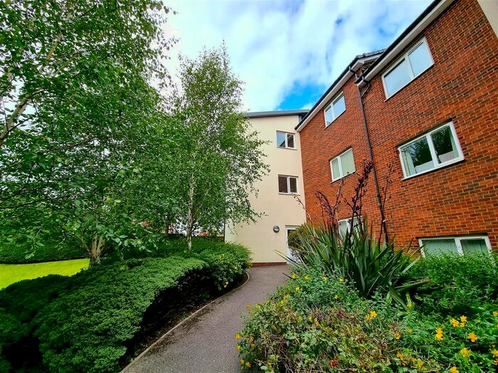 2 Bedroom Flat To Rent In Blacklock Close, Gateshead, NE9