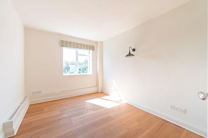 3 Bedroom Flat For Sale In Craven Terrace, Bayswater, London, W2