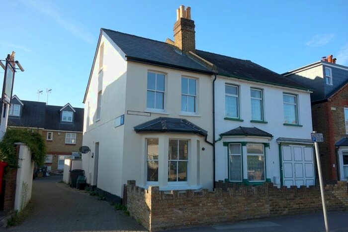 3 Bedroom Semi-Detached House To Rent In Shortlands Road, Kingston Upon Thames, KT2