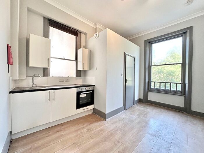 Studio To Rent In Fordwych Road, NW2