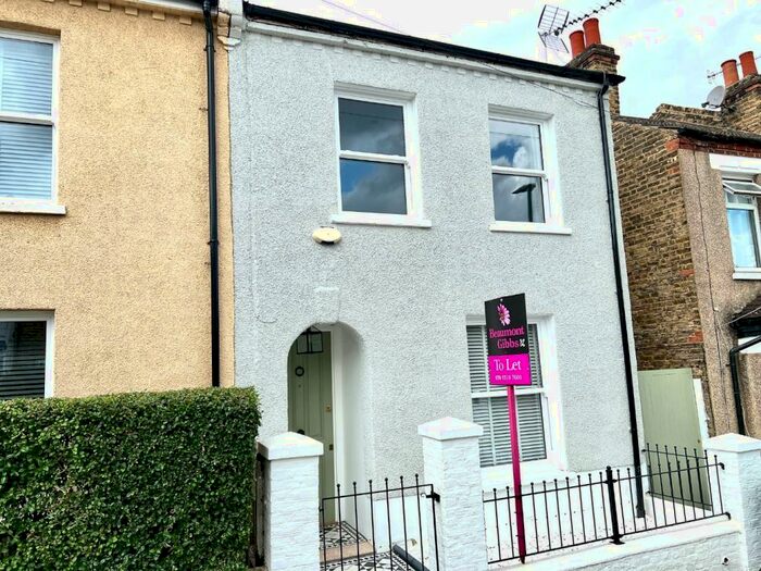 2 Bedroom Semi-Detached House To Rent In Riverdale Road, Plumstead, London, SE18