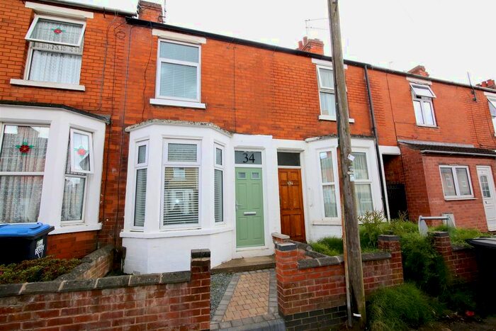 2 Bedroom Terraced House To Rent In Sandown Road, Rugby, CV21