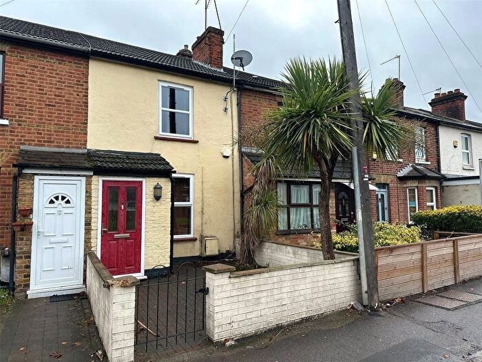 2 Bedroom Terraced House To Rent In High Street, Langley, Slough, SL3