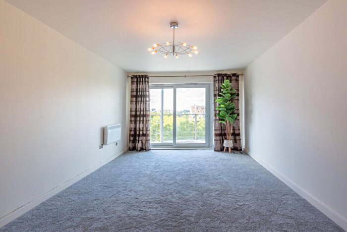 2 Bedroom Flat For Sale In Heritage Avenue, Colindale, London, NW9