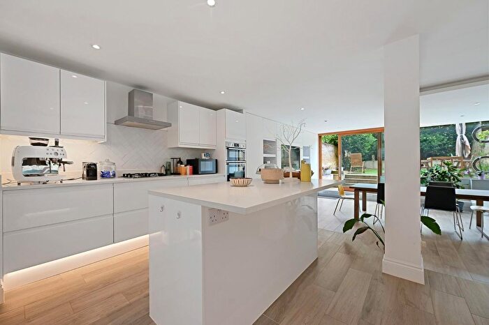 5 Bedroom Property To Rent In Bolingbroke Road, Brook Green, W14