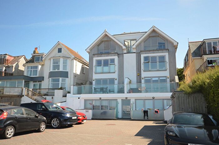 2 Bedroom Flat For Sale In Esplanade Road, Newquay, TR7