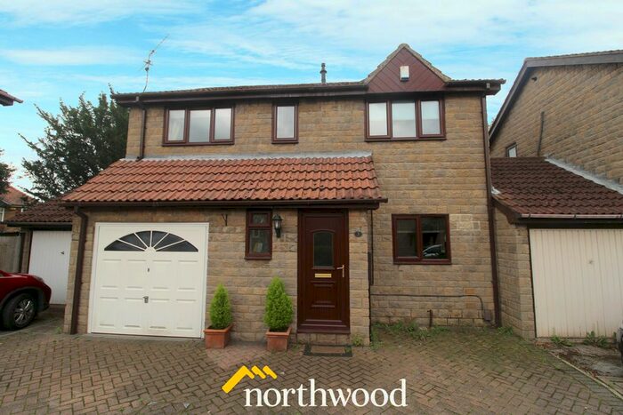 4 Bedroom Detached House To Rent In Rectory Mews, Sprotbrough, Doncaster, DN5