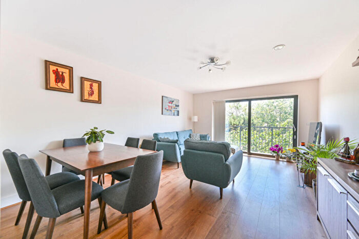 2 Bedroom Flat For Sale In Westside Court, Forty Avenue, Wembley Park, Wembley, HA9
