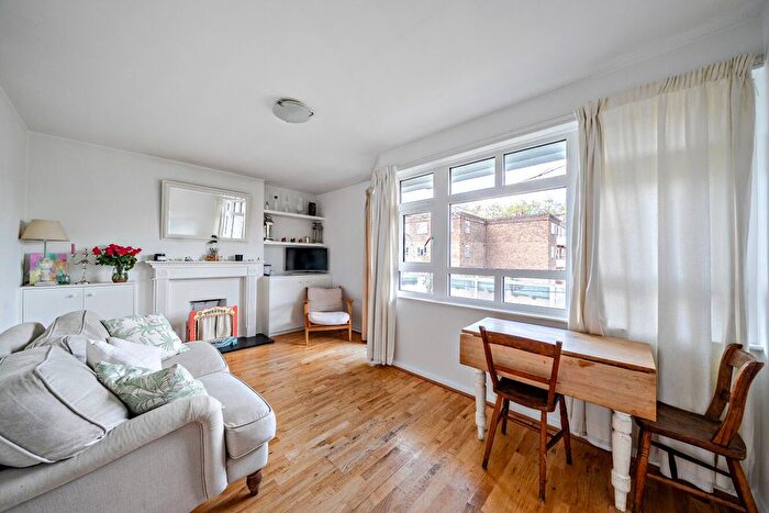 2 Bedroom Property For Sale In Broomhouse Lane, Fulham, London, SW6