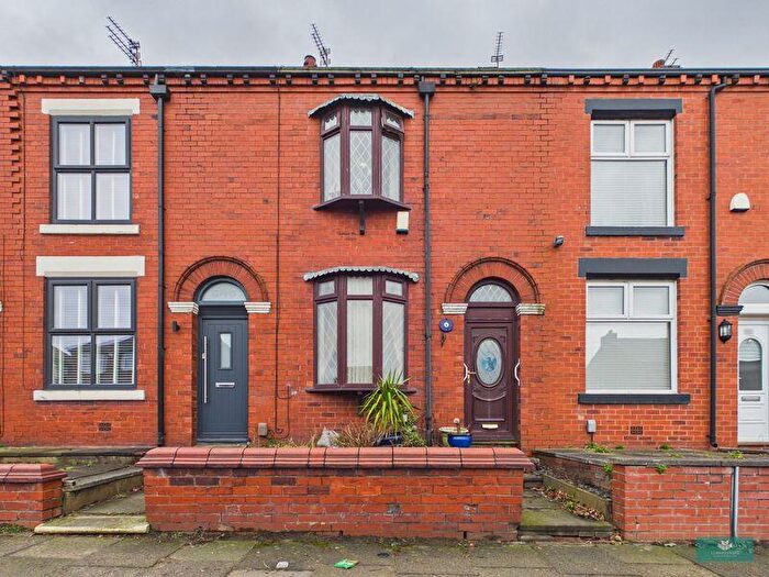 2 Bedroom Terraced House For Sale In Rochdale Road, Middleton, M24