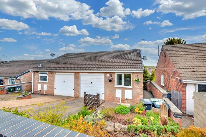 2 Bedroom Semi Detached House For Sale In Chesterfield Avenue, Gedling, Nottingham, NG4