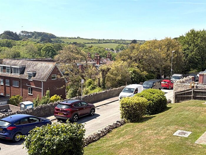 2 Bedroom Flat For Sale In Belle Vue Road, Swanage, BH19