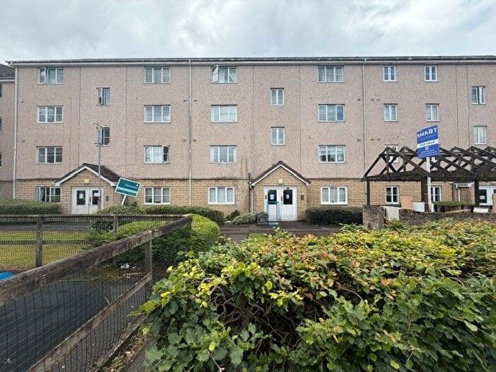 2 Bedroom Flat To Rent In West Street, Paisley, PA1