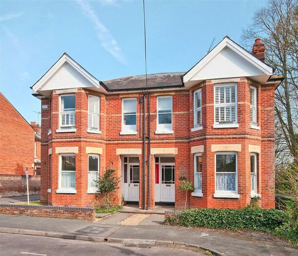 1 Bedroom Flat To Rent In Arthur House, - Arthur Road, Winchester, Hampshire, SO23