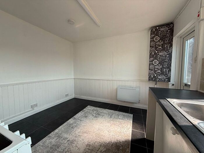 1 Bedroom Flat To Rent In Bursledon Road, Southampton, SO19