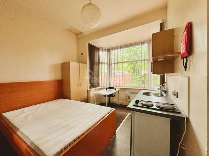 1 Bedroom Studio To Rent In Studio, - Manor Road, Coventry, West Midlands, CV1