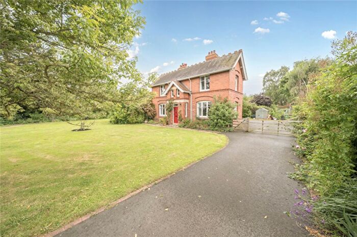 4 Bedroom Detached House For Sale In Kingsland, Leominster, Herefordshire, HR6
