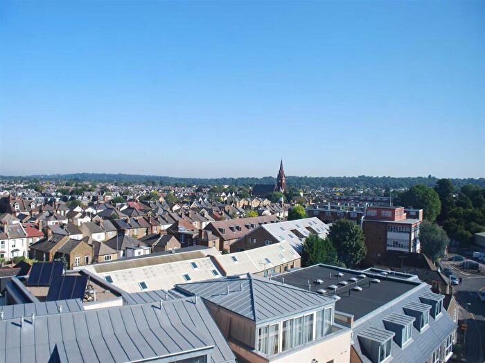 1 Bedroom Flat To Rent In Richmond Road, Kingston Upon Thames, KT2