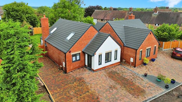 2 Bedroom Bungalow For Sale In Limekiln Lane, Lilleshall, TF10