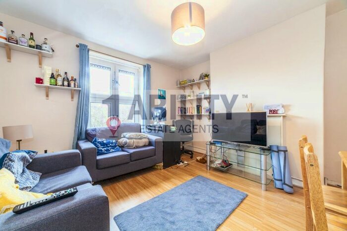 1 Bedroom Flat To Rent In Wandsworth Road, London, SW8