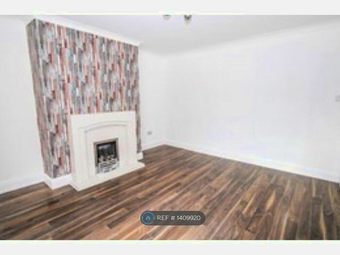 2 Bedroom Flat To Rent In Commercial Road, Byker, Newcastle Upon Tyne, NE6