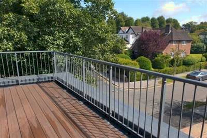 2 Bedroom Flat To Rent In *zero Deposit Option*chalkhurst Court, Lismore Rd CR2