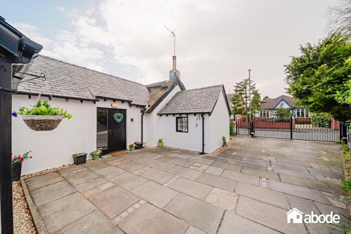 3 Bedroom Cottage For Sale In Gores Lane, Formby, Liverpool, L37