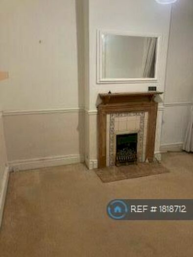 2 Bedroom Terraced House To Rent In Cemetery Road, Smethwick, B67