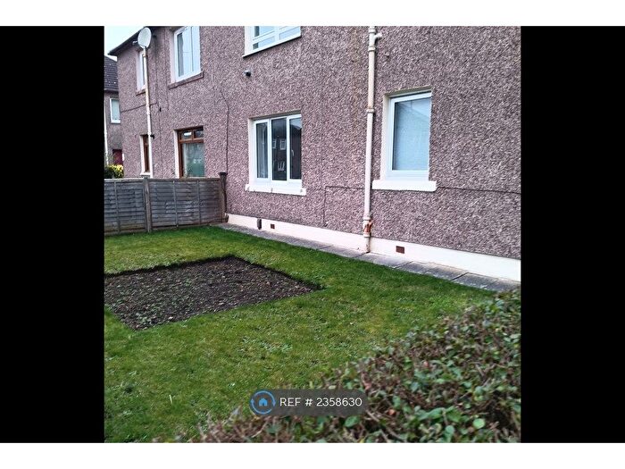 2 Bedroom Flat To Rent In Baird Drive, Edinburgh, EH12